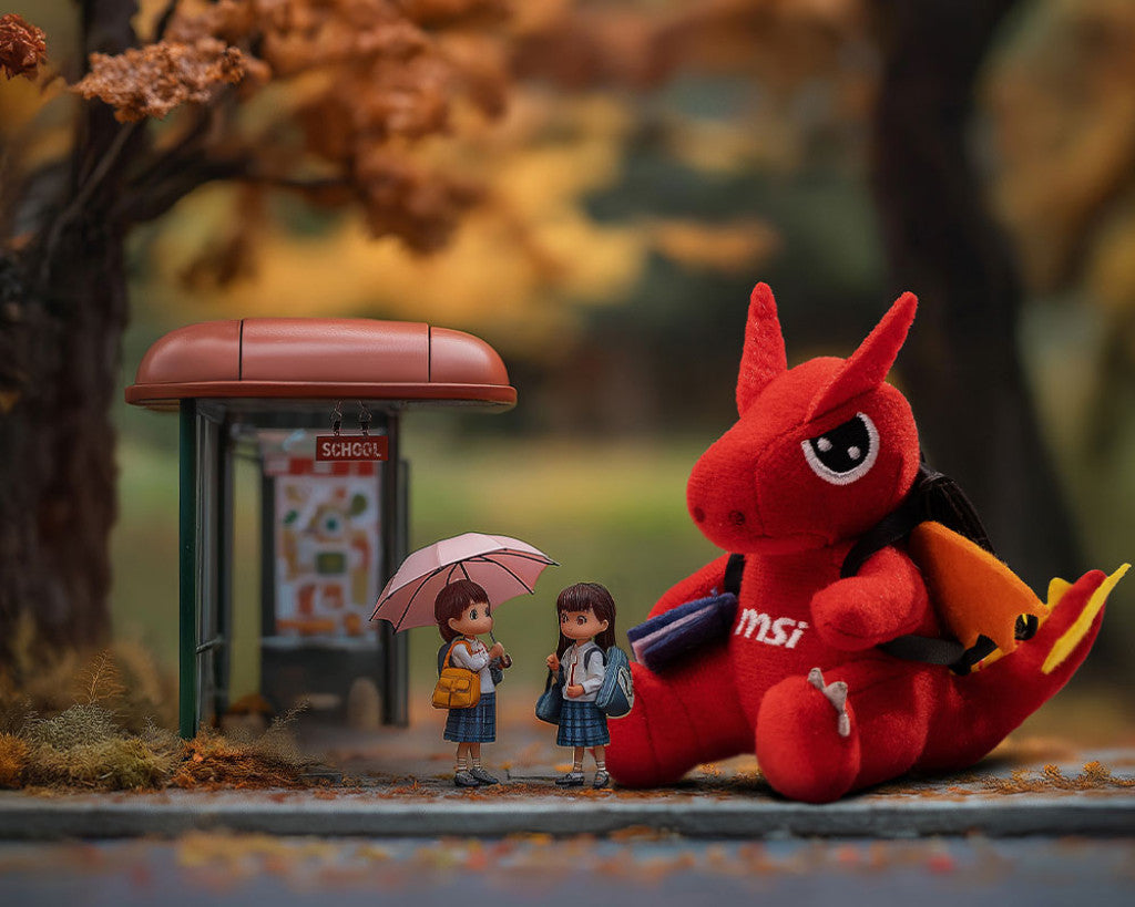 Lucky Doll Keychain—Back to School - Boutique en ligne officielle de MSI France